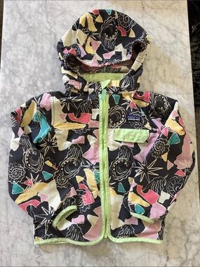 Patagonia Black Kids toddler lightweight detachable Hood Windbreaker jacket 5T